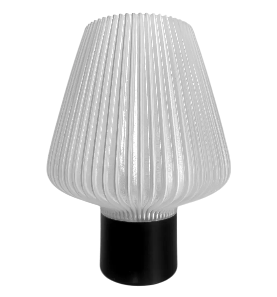 Rumi base negra.webp