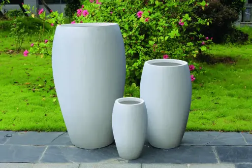 [155108] Maceta Fibra Barro Cono Alto 24X24X39Cm P117 Anti Blanco